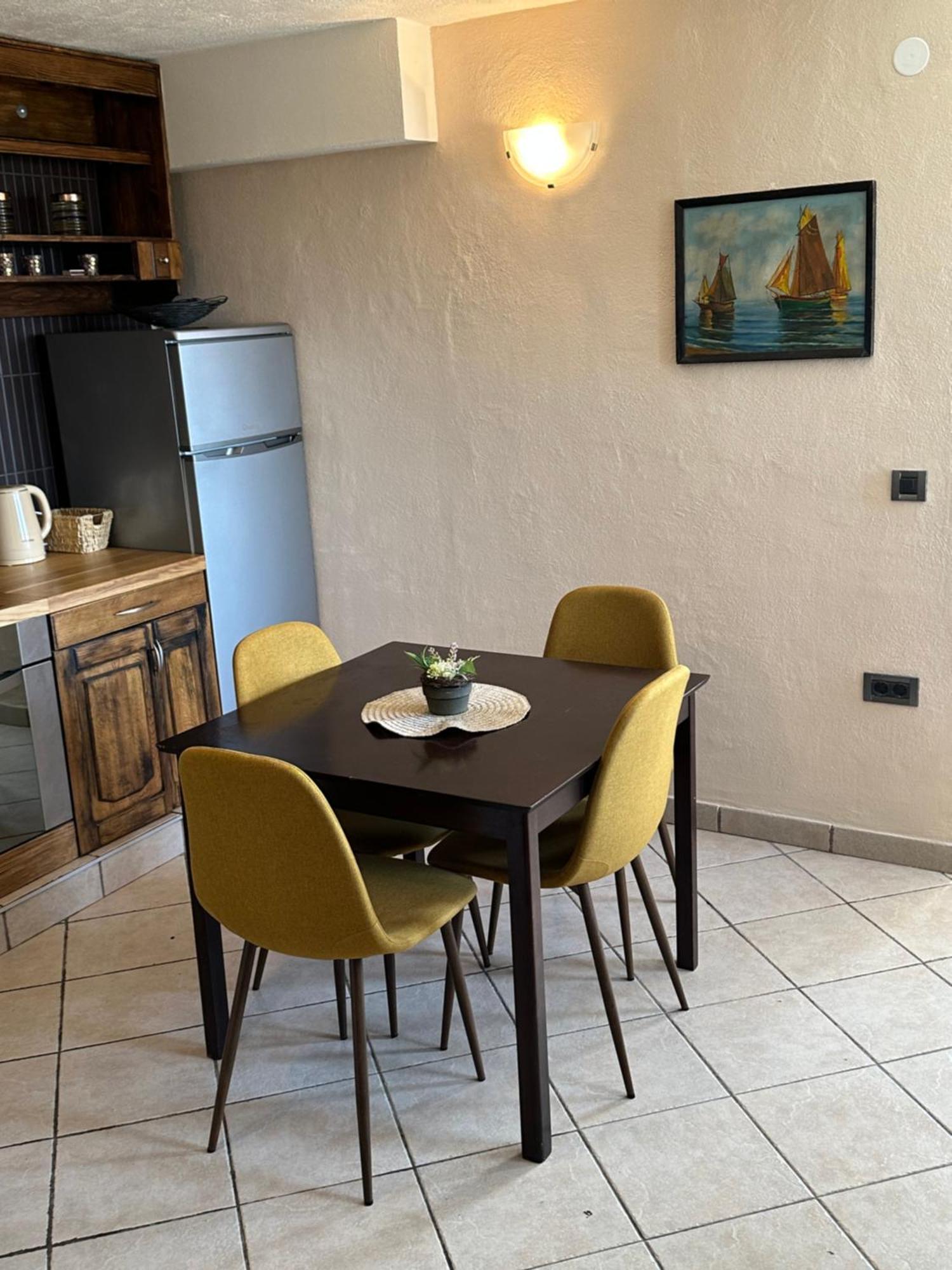 Apartment G.V. 1 Makarska Exteriör bild